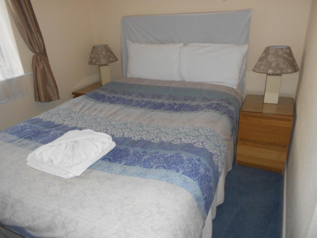 Marlborough Guest Accommodation 惠特利湾 外观 照片