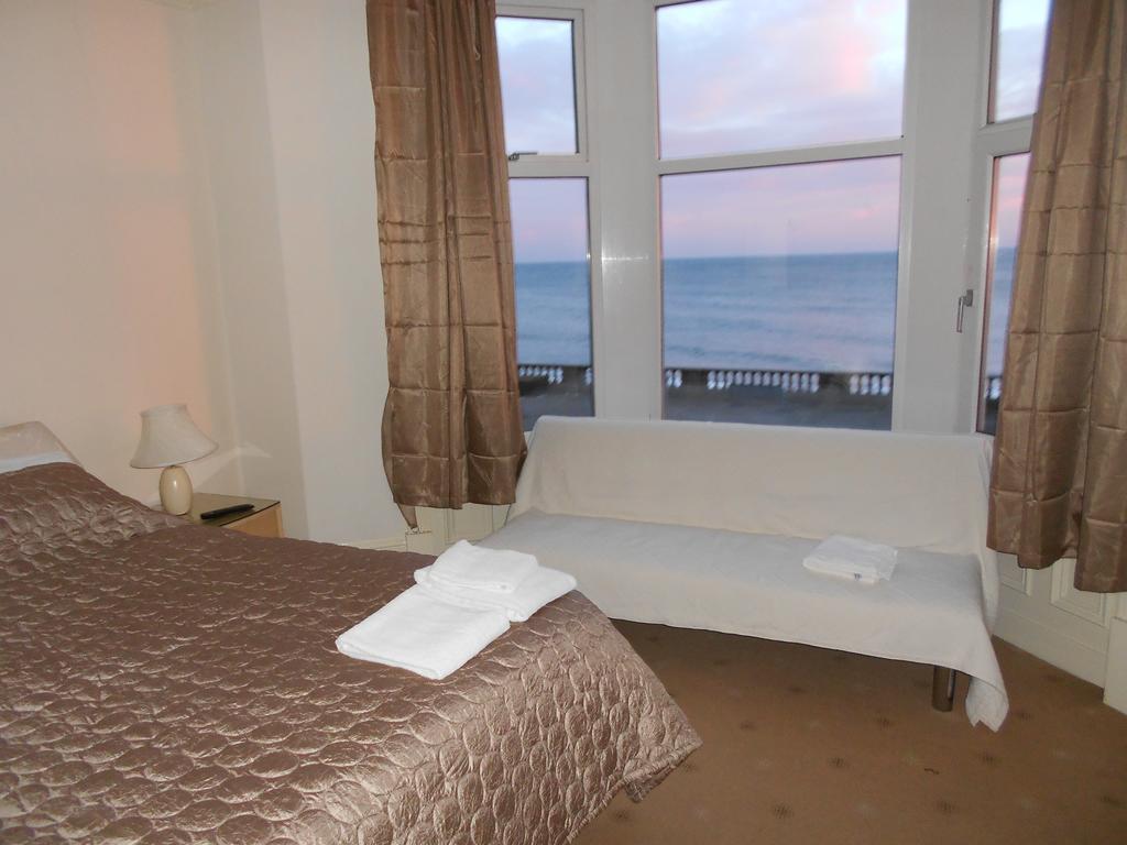 Marlborough Guest Accommodation 惠特利湾 外观 照片